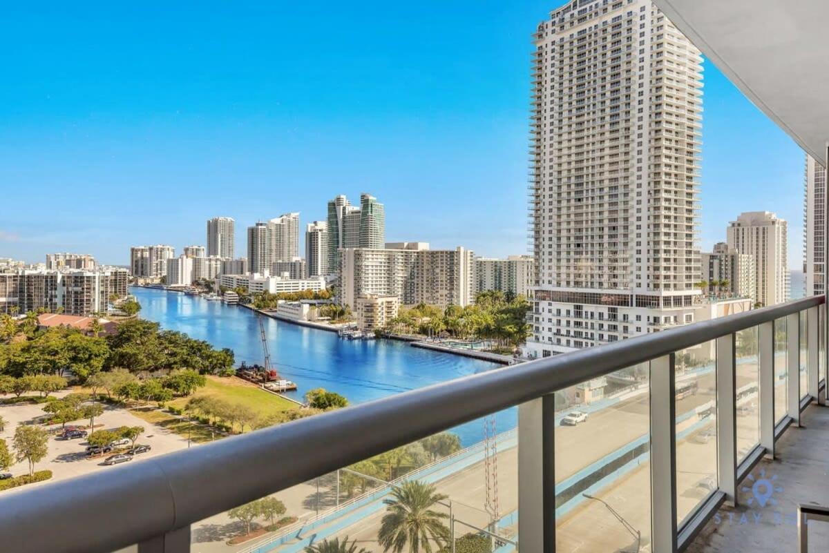 Infinite Views, Amazing Pool, Gym, Near Beach شاطئ هالانديل المظهر الخارجي الصورة