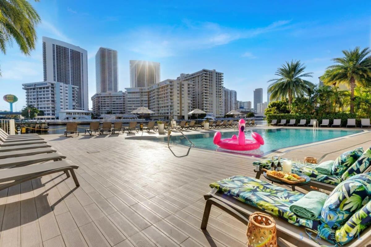 Infinite Views, Amazing Pool, Gym, Near Beach شاطئ هالانديل المظهر الخارجي الصورة